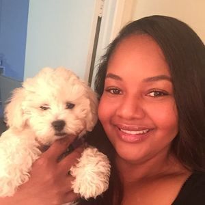 Meet your Posher, Antoinette